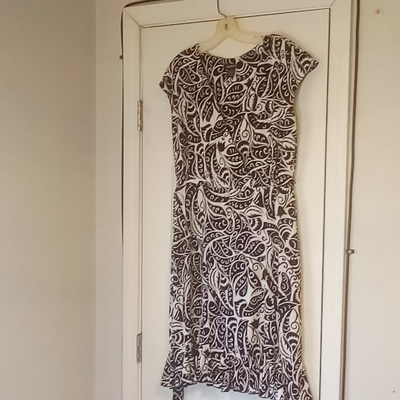 Black and white dress never been worn - Picture 3 of 4